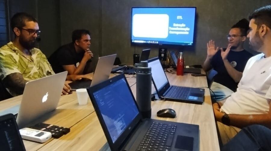 About cropped-WhatsApp-Image-2025-01-08-at-16.10.36.jpeg